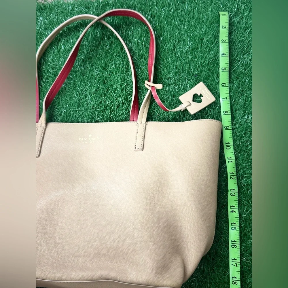 Kate Spade‎ Beige Handbag